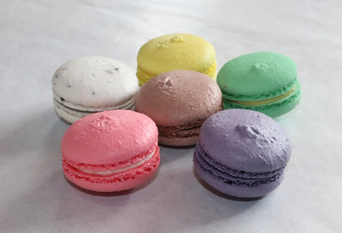 大黒屋菓子舗のマカロン T001