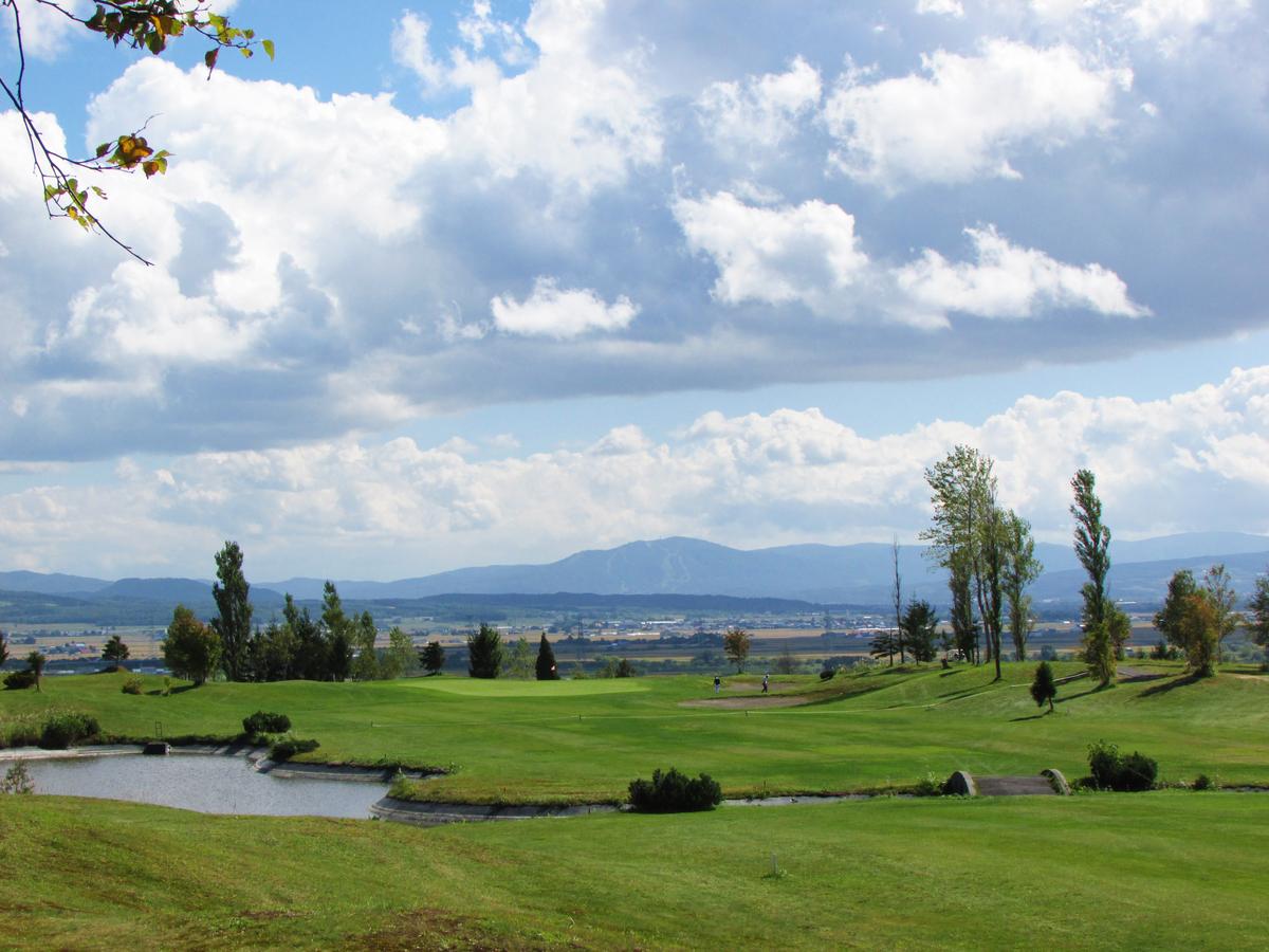 グリーンスコーレカントリー倶楽部ゴルフプレー利用券（3,