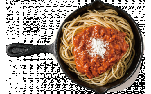 ボロネーゼの調理イメージ。※麺はつきません