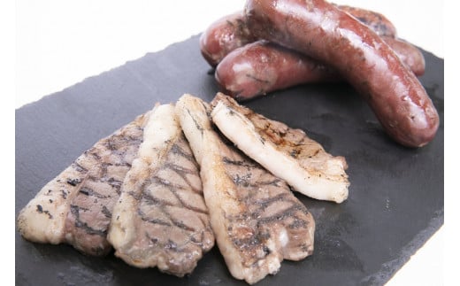 A002 エゾシカ 鹿肉 加工品4点セット （ 肩ローススライス エゾ鹿ジャーキー スモークハムか生ハムのいずれか ソーセージかベーコンのいずれか ） 北海道 鷹栖町 ロース もも肉 使用 高たんぱく 低脂肪 山恵 鹿肉 ジビエ