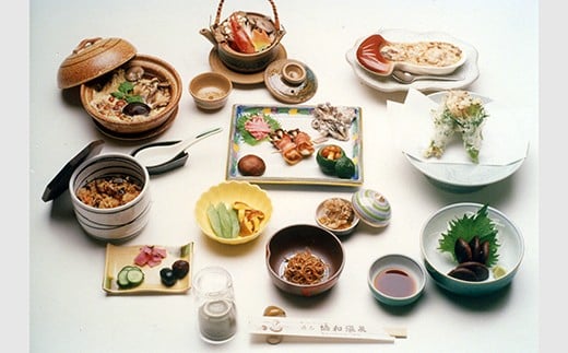 協和温泉「1泊2日宿泊券（きのこのフルコース付き）」要予約【I04102】