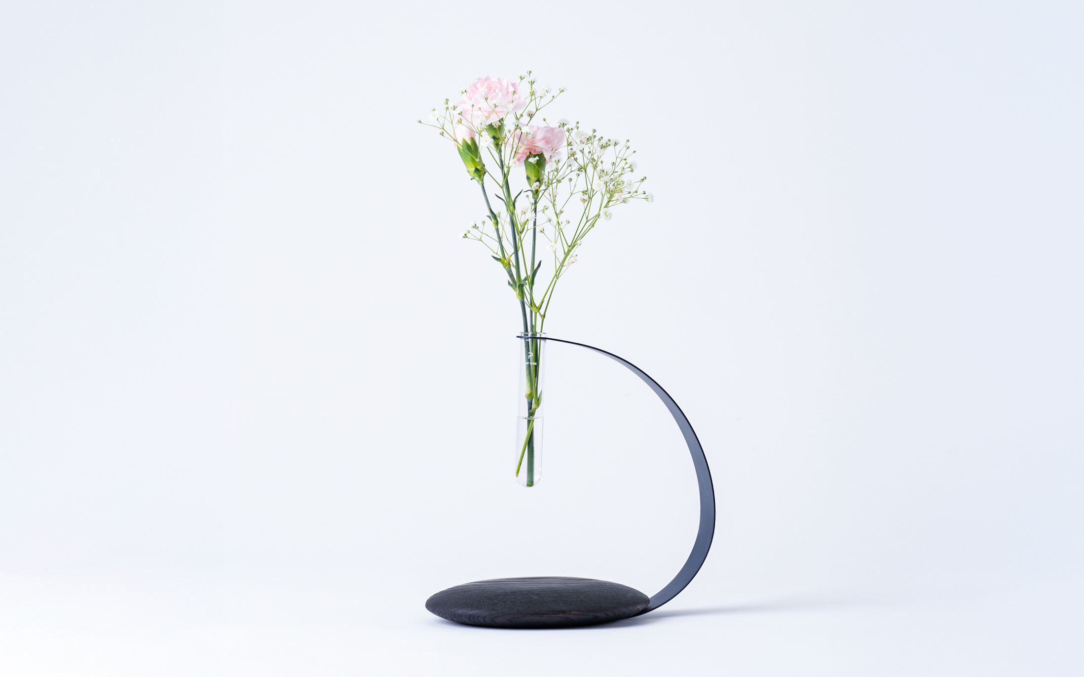 一輪挿し（ノックダウン式）：宙の支柱　カラー：ブラック ブラック