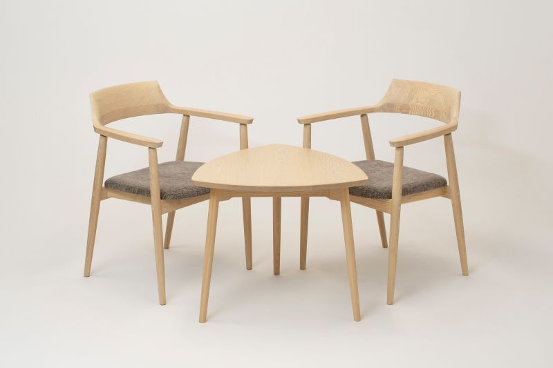 FUGA（フーガ）エンドテーブル　ホワイトカラー ホワイト