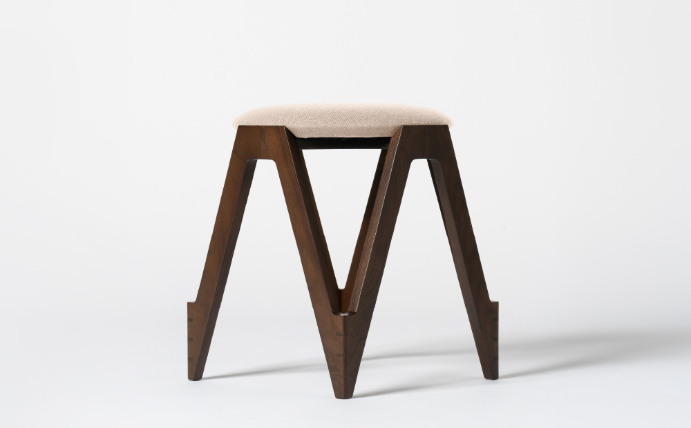 CO･DA･MA Low Stool＜ウォールナット＞（NC-121 ベージュ） ベージュ W345mm×D345mm×H420mm