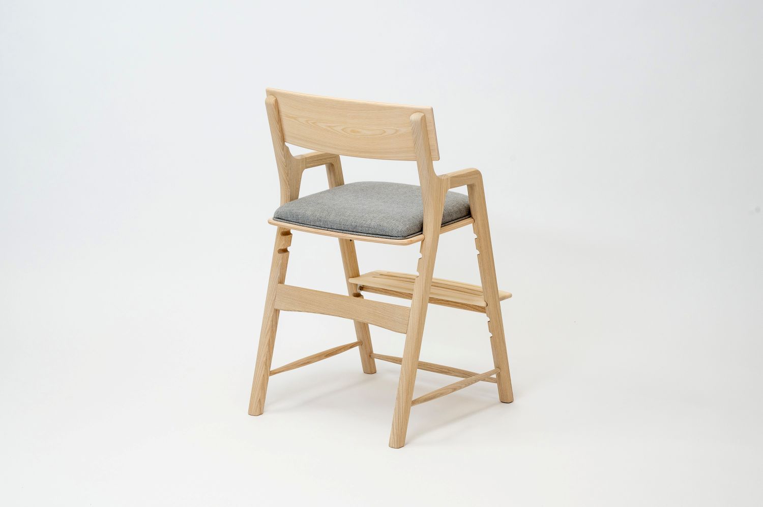 Hygge キッズハイチェア ＜座面：布（ライトグレー）＞ 座面：布（ライトグレー）