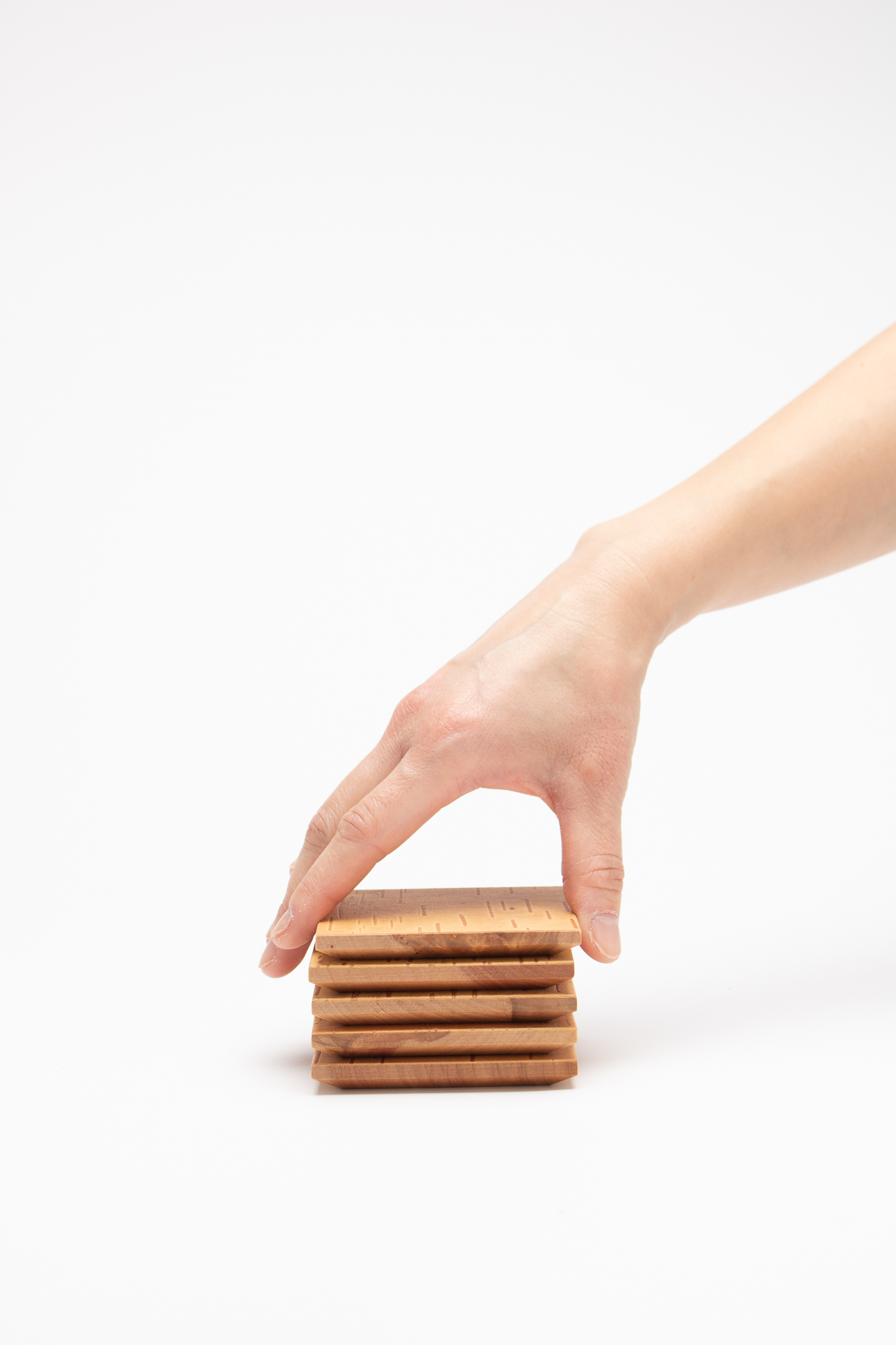 【木と暮らしの工房】シラカバ樹皮コースター（５枚組）