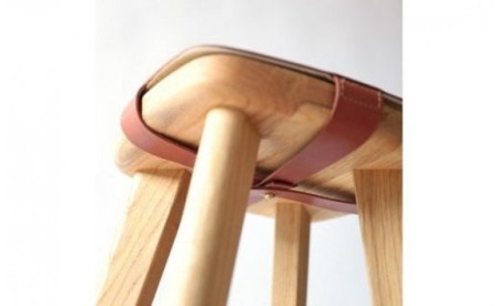 〈luonto〉ハイスツール　座面カラー：ナチュラル