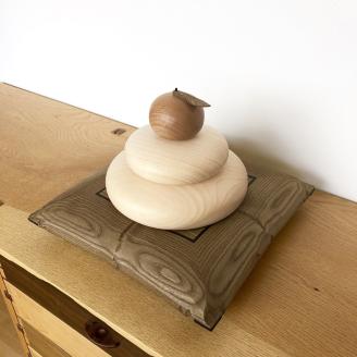 旭川家具 バウ工房「木ション鏡餅」
