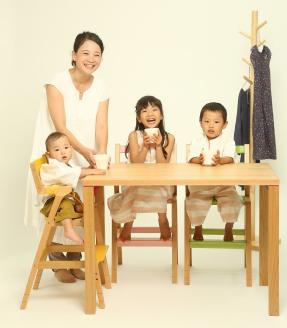 子どものための家具「SUKIII DESK」　W1800