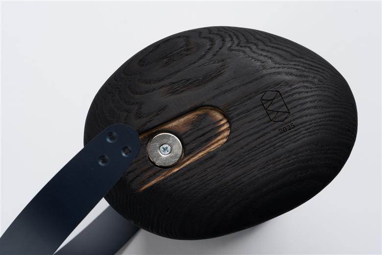 一輪挿し（ノックダウン式）：宙の支柱　カラー：ブラック ブラック