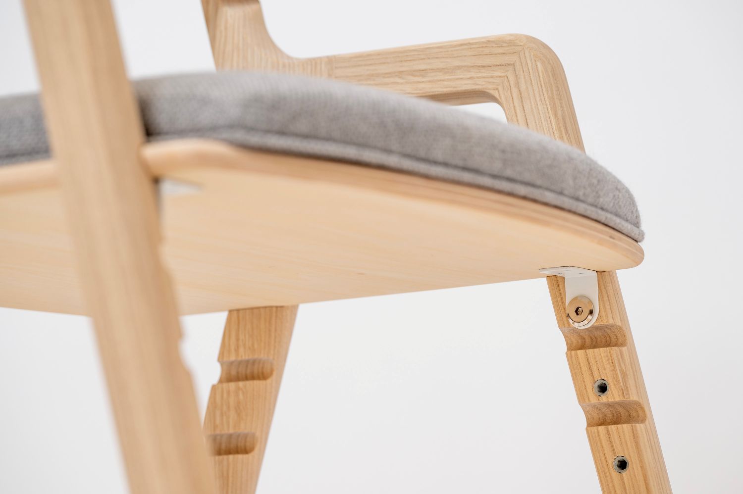 Hygge キッズハイチェア ＜座面：布（ライトグレー）＞ 座面：布（ライトグレー）