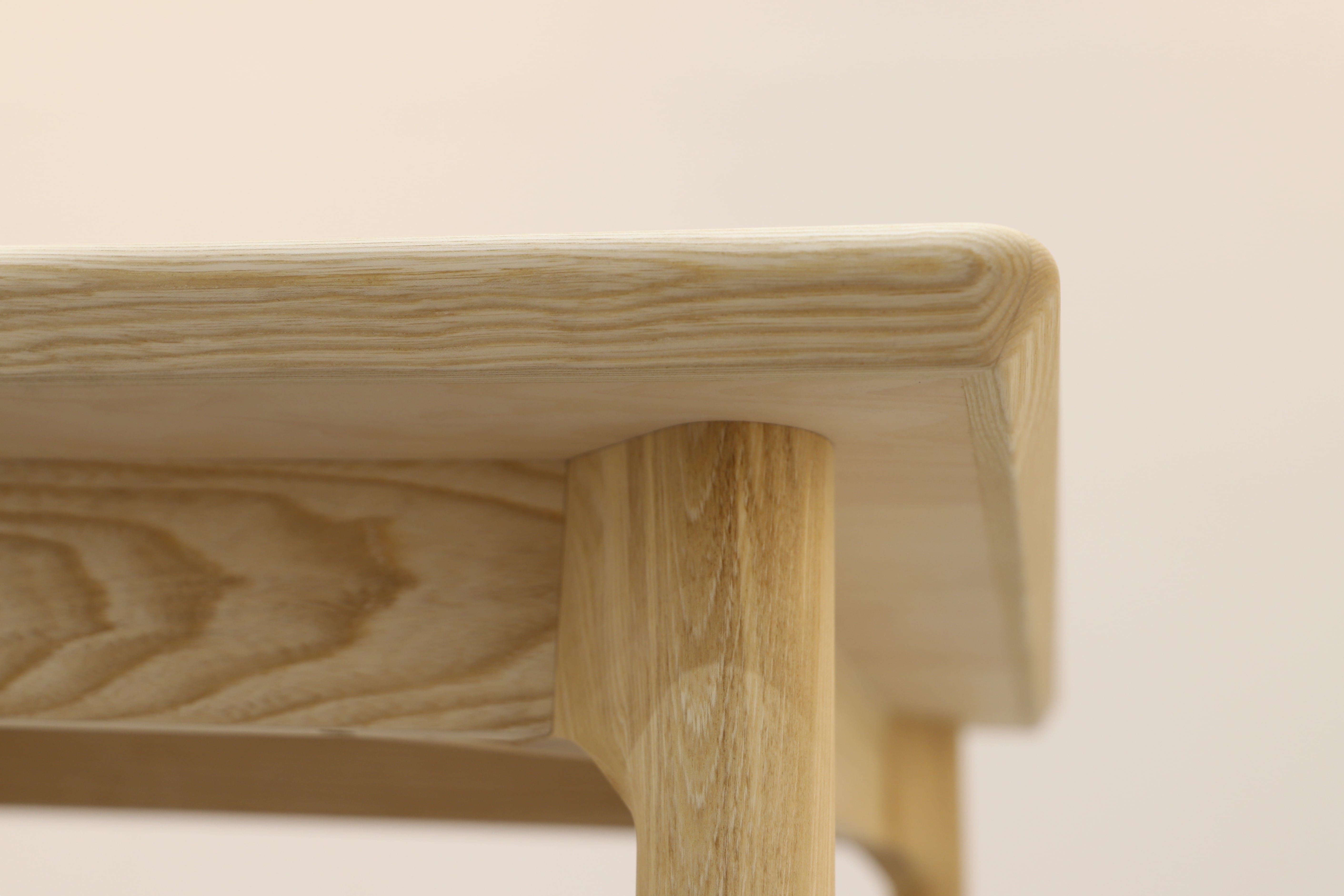 Hygge ダイニングテーブル ＜樹種：栓＞ 樹種：栓