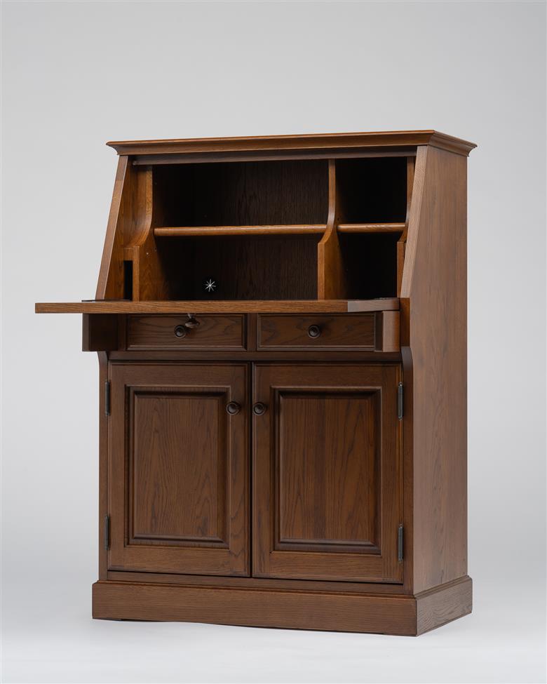 『クレア』シリーズ　ライティングビューロー77B(扉)