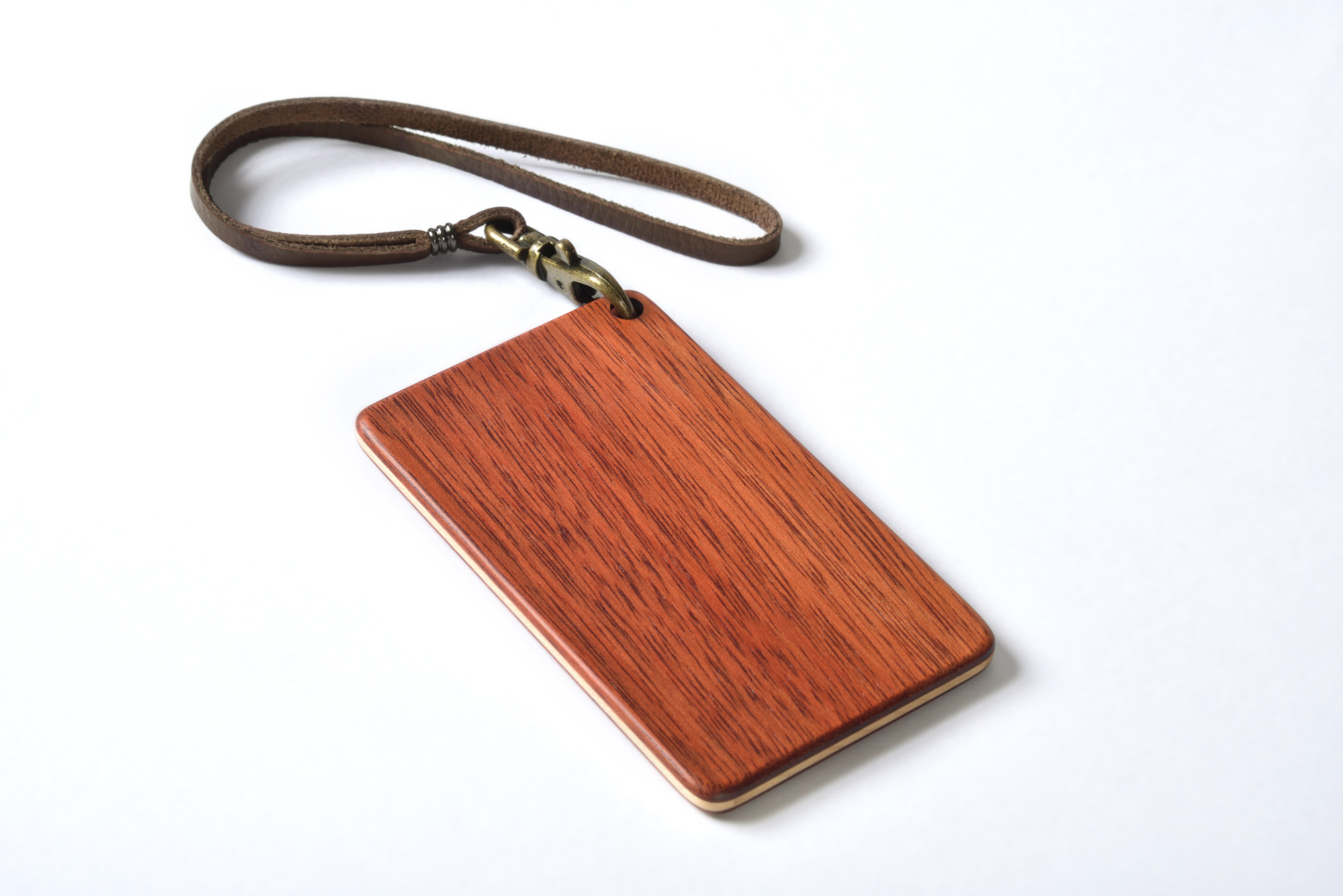 木製ICカードケース(窓なし)＜樹種：パープルハート 紫＞ パープルハート 紫