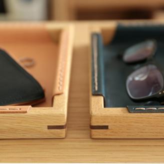 〈luonto〉レザートレイ カラー：ネイビー