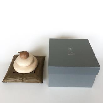 旭川家具 バウ工房「木ション鏡餅」