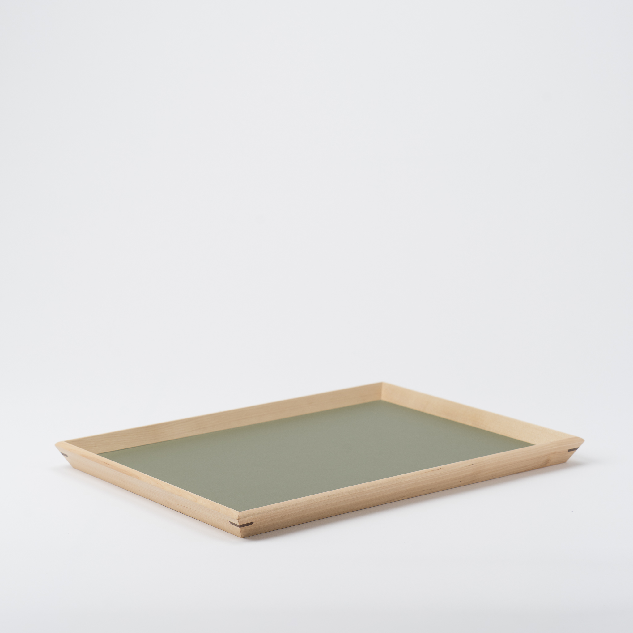 【木と暮らしの工房】シラカバ・トレー　＜サイズ：L／カラー：Green（緑）＞ Green（緑）
