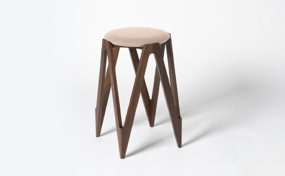 CO･DA･MA High Stool＜ウォールナット＞（NC-121 ベージュ） ベージュ W345mm×D345mm×H600mm