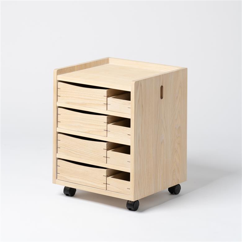 リビングチェスト