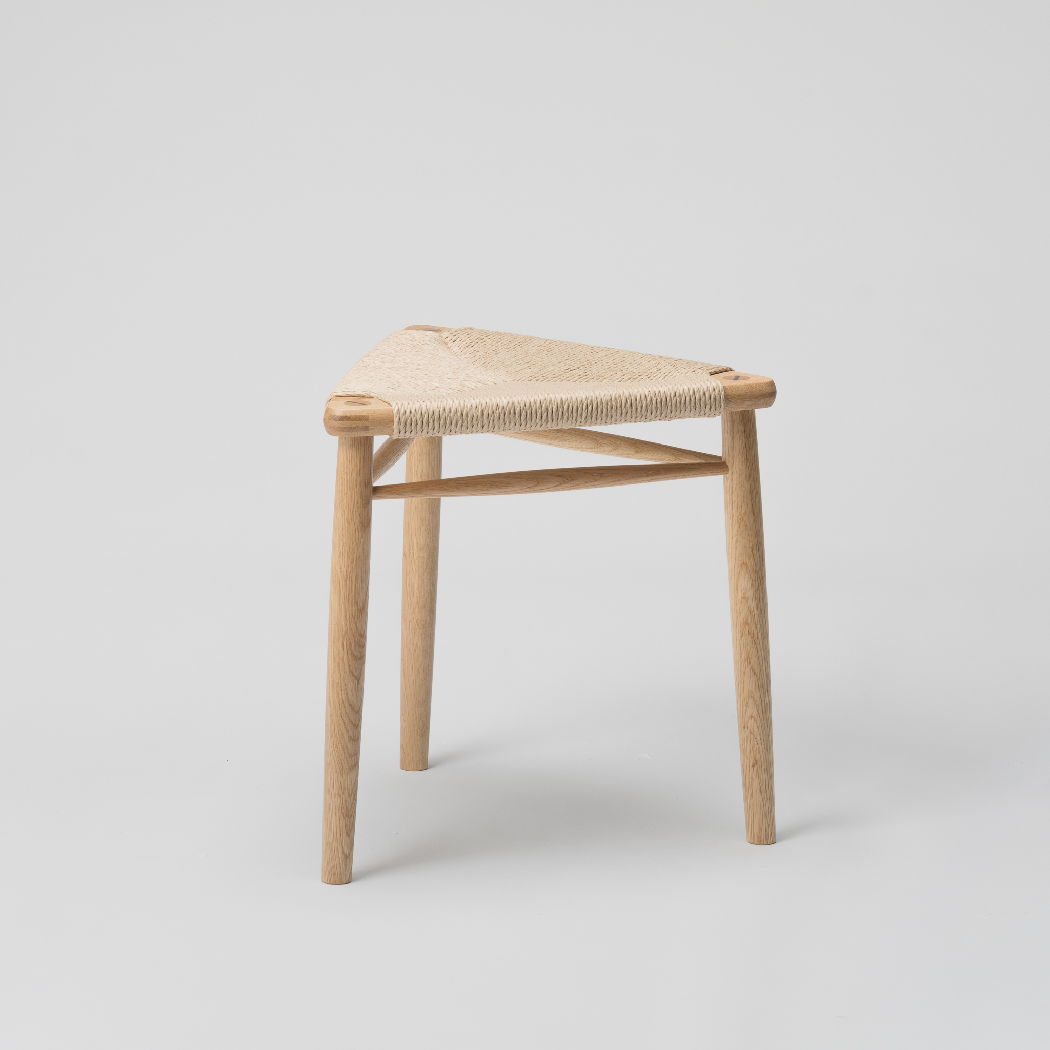 【木と暮らしの工房】H.O.スツール　＜樹種：ナラ／座面：ペーパーコード＞