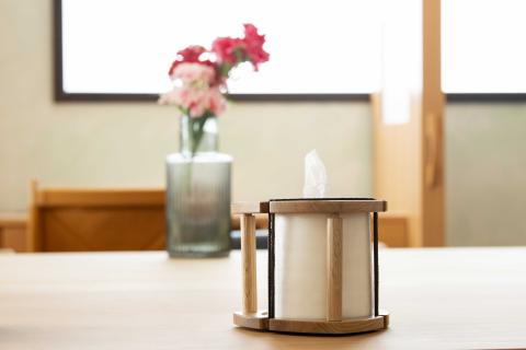 HANAGAMI HOLDER（ハナガミ ホルダー）カラー：ナチュラル