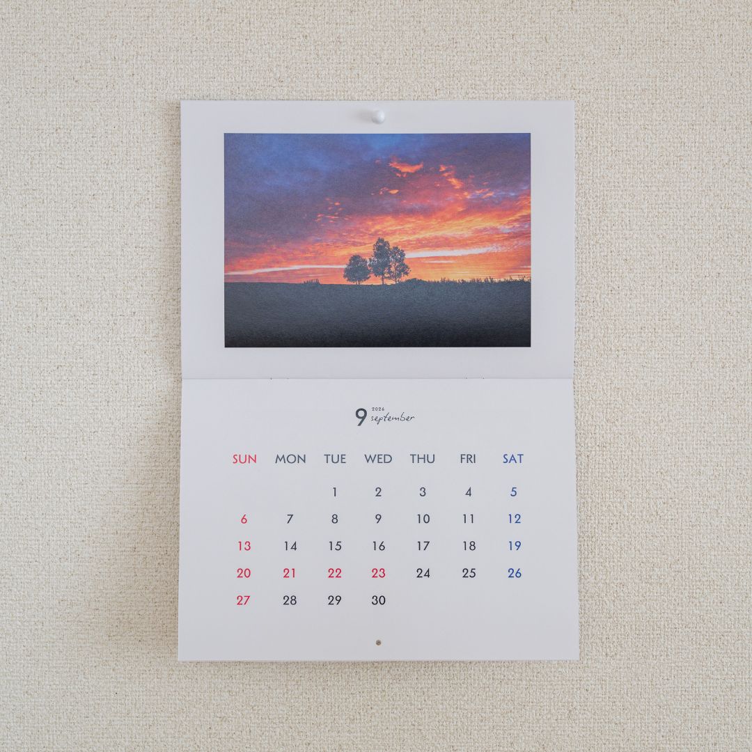 写真家 坪井 智洋 美瑛の風景 2026年壁掛けカレンダー [008-33]