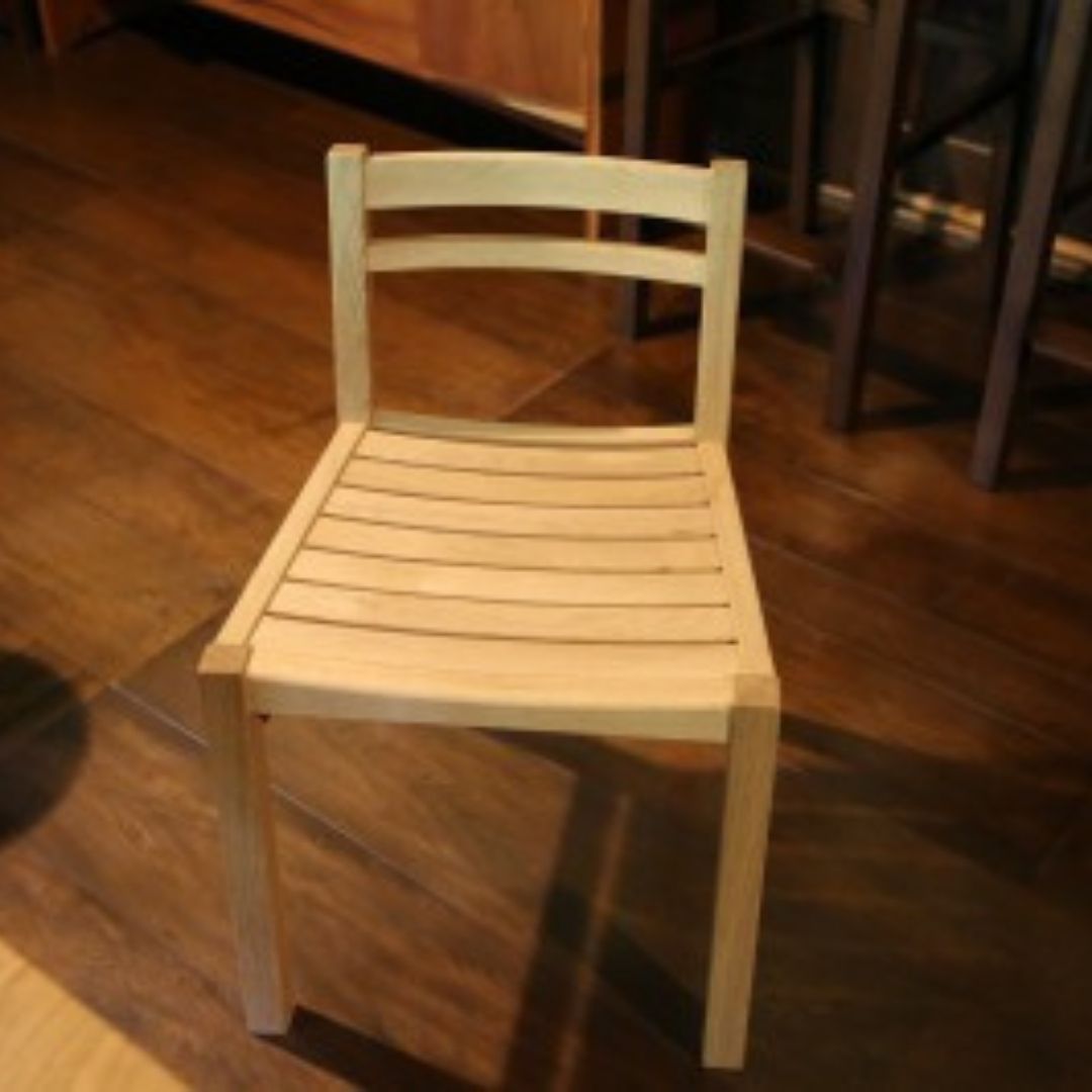 ｓｌｏｐｅ　チルディシュチェア(ナラ)[160-05]