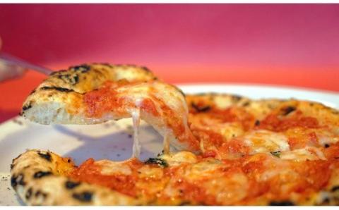 VILLA e PIZZERIA iL coVo　美瑛産小麦100％使用！ ナポリピッツァ２枚セット[012-104]