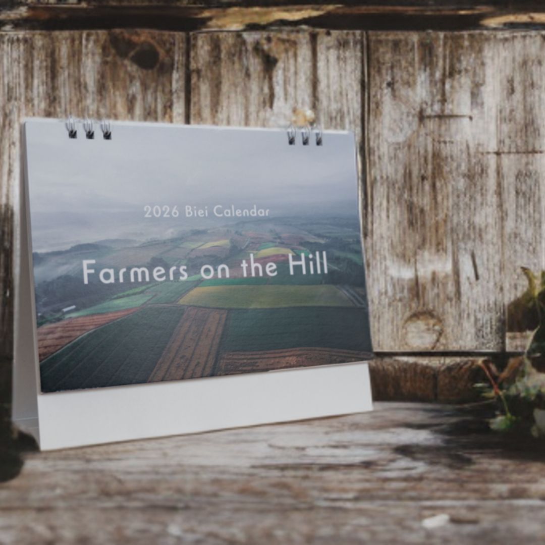 写真家 坪井 智洋 美瑛の風景 2026年卓上カレンダー  [006-22]