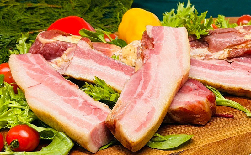 きゃらうぇい 熱薫 ベーコン ブロック 約500g～600g 1本 きゃらうぇいふらの 北海道 上富良野