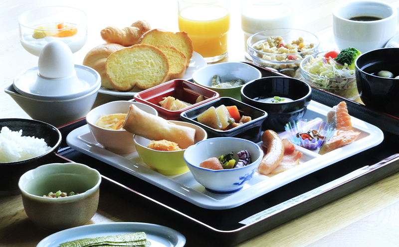 湯元 凌雲閣 【1泊朝食付】宿泊 スノーシュー トレッキング 体験 セット 北海道 上富良野 十勝岳 スノー アクティビティ