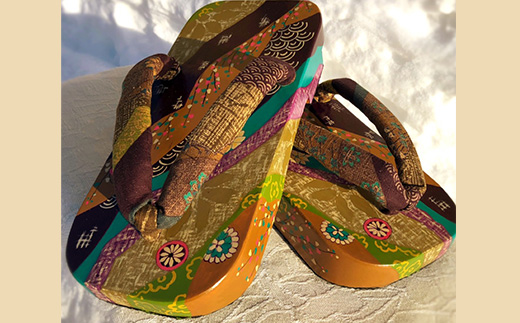 梅子下駄（紳士用・婦人用セット）A 手造り下駄 レディース メンズ げた シナの木 水彩絵の具 カシュー 故郷 ふるさと 納税 北海道 下川町 故郷 ふるさと 納税 北海道 下川町 F4G-0043