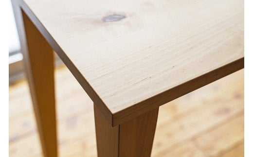 しもかわ広葉樹・オーダーメイドテーブル「クルミ」（幅：90～120cm／奥行き：20～60cm／厚み：2.7cm／高さ：70cm） F4G-0222