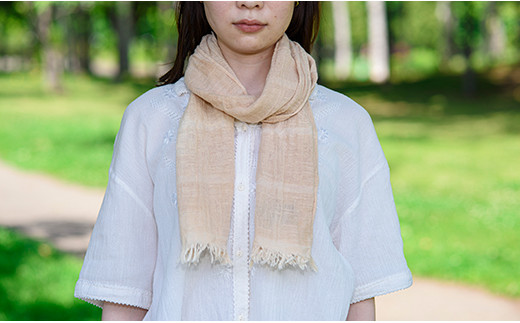 玉ねぎの外皮染タオルマフラー照柿代赭（てりがきたいしゃ） ファッション 故郷 ふるさと 納税 北海道 下川町 F4G-0078