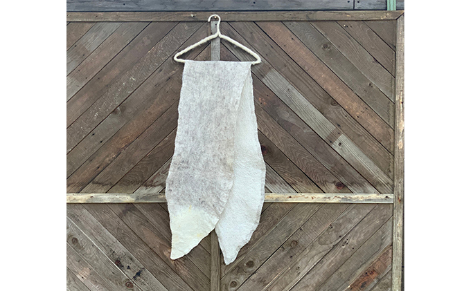 ウールフェルト しっぽショール【北海道美深】グレー×白