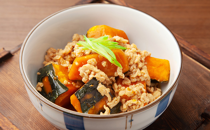 北海道 美深産 とろける甘さの「恋するマロン」冷凍 カットかぼちゃ 1kg(500g×2袋)農の彩北おんねない［KI農園］【 野菜 南瓜 かぼちゃ 栗かぼちゃ カボチャ 惣菜 おかず 】