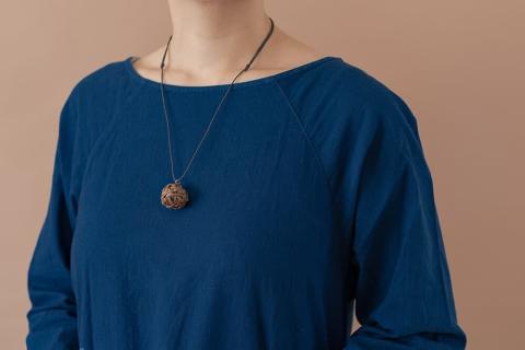 北海道中川町産　山ぶどうのネックレス　丸