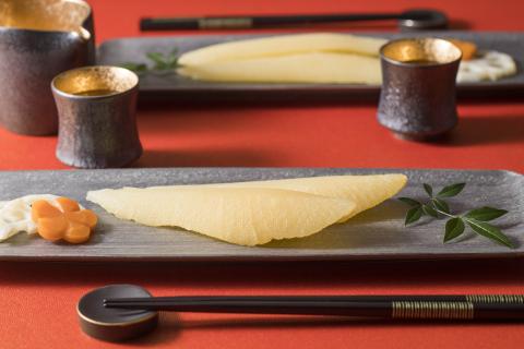 北海道苫前町前浜産　塩数の子　500g（かずのこ・カズノコ・正月・おせち・お祝い・ニシン・にしん・鰊・つまみ・肴・魚卵・縁起物）