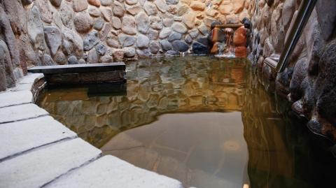 「とままえ温泉ふわっと」　洋室ペア宿泊券＋ふるさと納税特典（ふわっと商品券）3,000円付