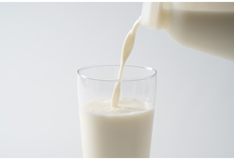 北海道さるふつ産牛乳900ml×3・バター100g×3個セット【02002】