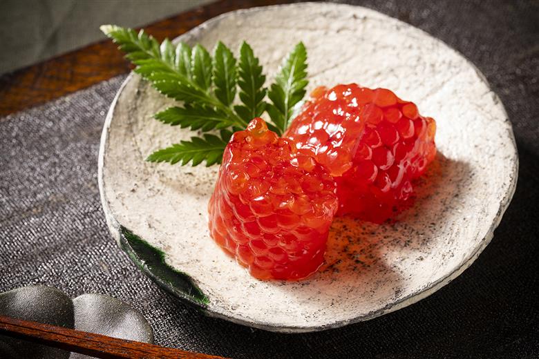 ［数量限定］高田商店の甘塩熟成筋子450g【 すじこ 筋子 鮭 魚貝類 北海道 オホーツク 】