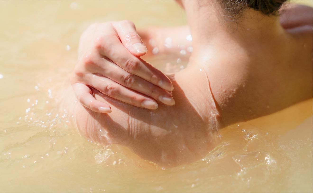 利尻の温泉水×昆布エキスで潤う CHUPU 高保湿クリーム 150ml アクアリシリスキンRP｜北海道 利尻町 化粧品 スキンケア 保湿 クリーム [1150001]