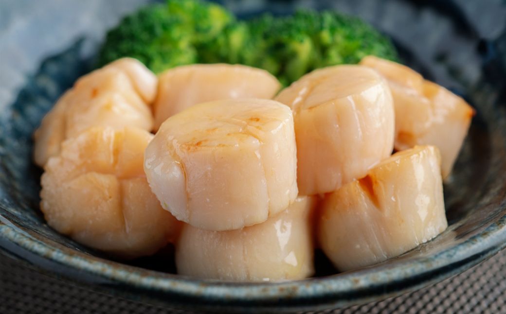 北海道オホーツク産 ホタテ貝柱 1kg【配送不可地域：離島】 BHRI008