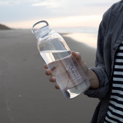 知床トコさん　ウォーターボトル　クリア　950ml×1本　常温で水が飲める 耐熱マイボトル【配送不可地域：離島・沖縄県】