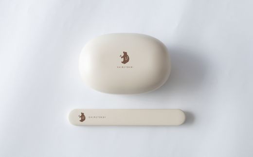 知床トコさん ランチボックス(Sサイズ)・箸 セット 【アイボリー】弁当箱　マイ箸【配送不可地域：離島・沖縄県】