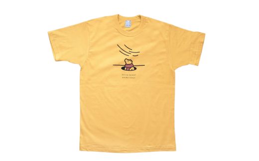 「知床トコさん」×久米繊維　コットンTシャツ　冬眠柄/黄色　Sサイズ　半袖【配送不可地域：離島・沖縄県】