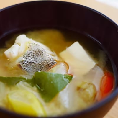 糀屋のすずらんみそ 450g×2袋(半粒・こし各1袋)北海道オホーツク産大豆【配送不可地域：離島】