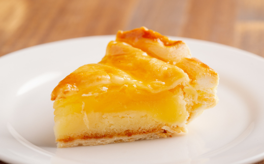 オホーツクで焼き上げる絶品の手作り アップルパイ 12cm SRMJ006