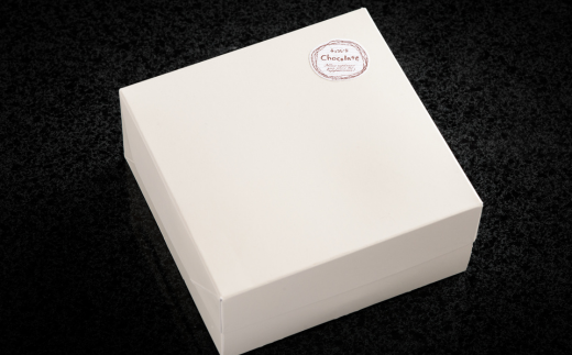 口いっぱい濃厚にとろける バスク風チョコレートチーズケーキ 12cm SRMJ037