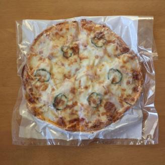 洋風居酒屋サルーテ 冷凍ピザ（ベーコンとエビのＭＩＸ　直径23cm） 直径23cm 2枚 ( ふるさと納税 ピザ ベーコン エビ こだわりの道産小麦 使用 冷凍ビザ イタリアン 北海道 遠軽町 洋風居酒屋　サルーテ ) en01-00143